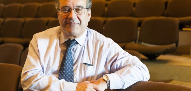 Manuel Antunes: “Já abri 30 mil corações e nunca lá encontrei o amor. Mas também não sei como as pessoas reagem”