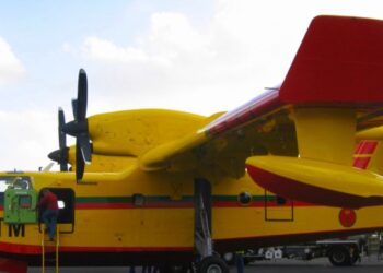 Aviões Canadair marroquinos aterraram em Monte Real para ajudar no combate ao fogo