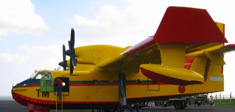 Aviões Canadair marroquinos aterraram em Monte Real para ajudar no combate ao fogo