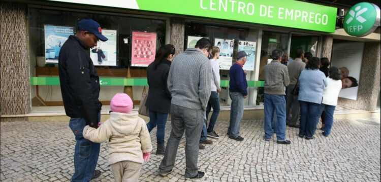 Em Portugal 20,2% dos desempregados voltaram ao trabalho no 1.º trimestre – Eurostat