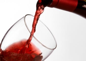 Mais de 52 mil litros de vinho apreendidos pela ASAE