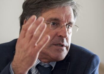 Paulo Vicente garante que não se demite