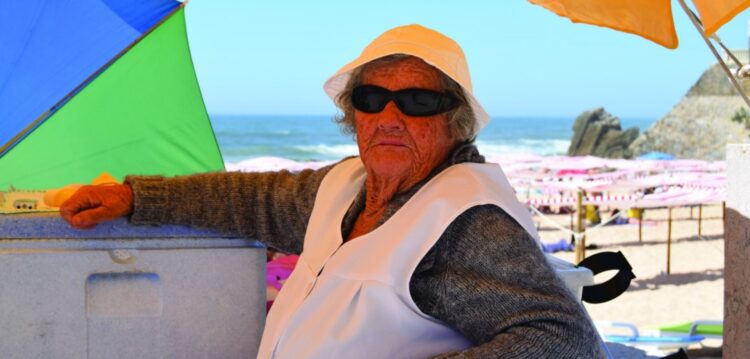 Um emprego de Verão aos 84 anos