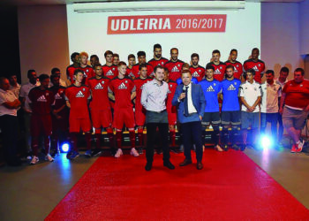 União de Leiria SAD apresenta-se com oito reforços para subir de divisão