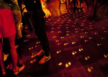 Bares e discotecas sofrem com concorrência das festas da aldeia