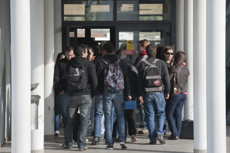 Ministro do Ensino Superior considera que há mais vontade de estudar