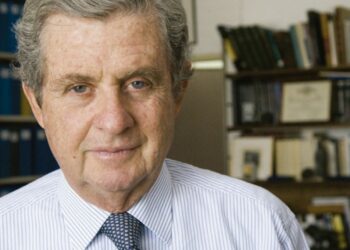 Faleceu João Lobo Antunes