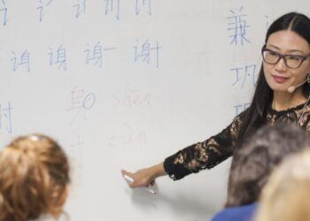 Curso Chinês/Português constrói pontes para o Oriente