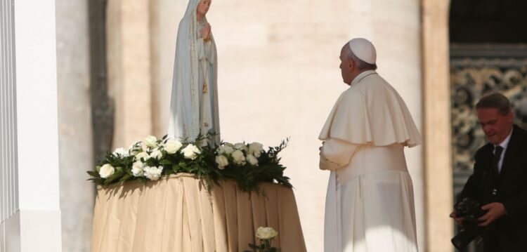 Petição contesta ida de Papa a Fátima em 2017