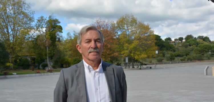 Professor aos 19 anos com Timor e Batalha no coração