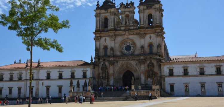 Alcobaça discute investimentos no Oeste