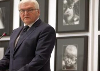 Alemanha manifesta “inquietude” face a crise política italiana
