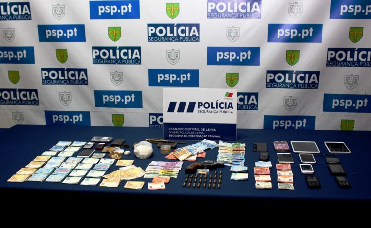 Mais de 3500 doses de cocaína e haxixe apreendidas na Nazaré