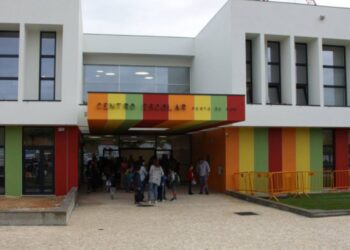 Primeiro-ministro inaugurou Centro Escolar de Porto de Mós