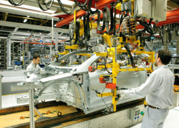 Autoeuropa contrata 1500 pessoas para produzir novo modelo