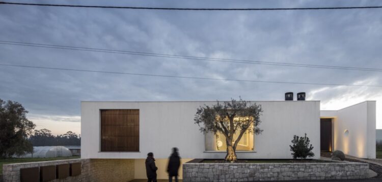 Casa dos Claros, em Leiria, na final dos ‘Óscares’ da Arquitectura