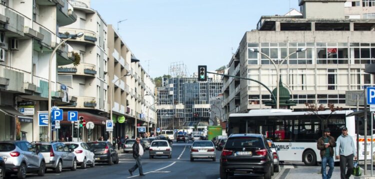 Heróis de Angola, uma avenida a “definhar” no centro de Leiria