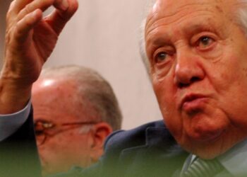 Óbito/Soares: Cerimónias fúnebres iniciam-se hoje com cortejo para os Jerónimos