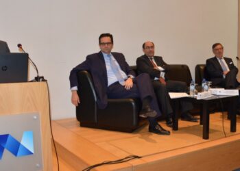Dívida para financiar políticas distributivas bloqueou crescimento