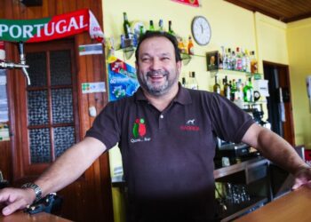 Em Castanheira de Pera, todas as conversas vão dar ao talento de Jotó