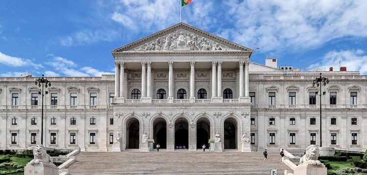 Maioria das propostas do CDS-PP sobre deficiência aprovadas no parlamento