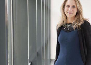 Cristina Barros convidada para coordenar vertente qualificações do INCoDe.2030