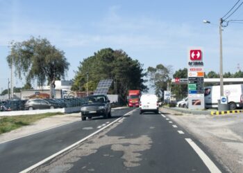 Obras na EN113: só tapar buracos e ainda sem data