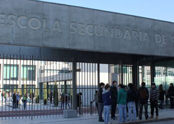 Pais preocupados com droga à porta da Secundária de Pombal