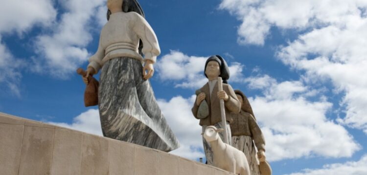Doença prolongada leva autor da escultura da rotunda sul de Fátima