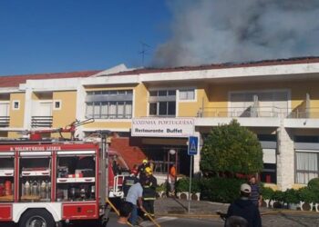 Incêndio em restaurante de Monte Real