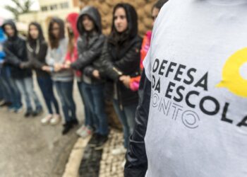 Câmara da Batalha contesta corte de turmas no Colégio de São Mamede