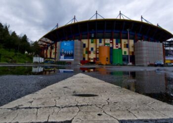 Finanças vão para o Topo Norte do Estádio de Leiria
