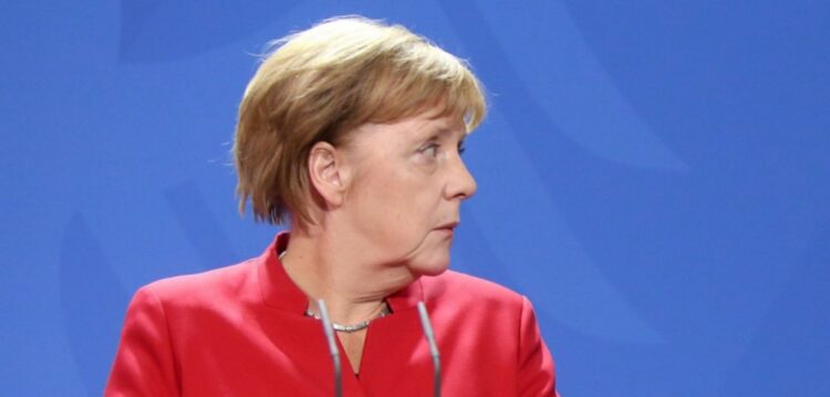 Merkel mais “determinada do que nunca” a aplicar o Acordo de Paris