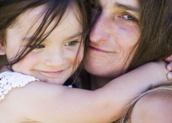 A alegria de ser avó em idade de ser mãe