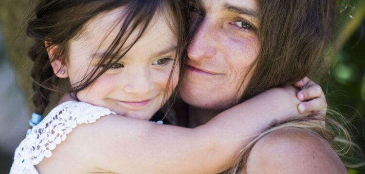 A alegria de ser avó em idade de ser mãe