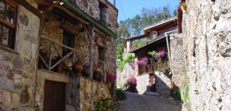 Agências de viagens reúnem em Casal de São Simão