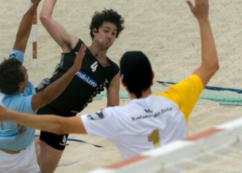 Circuito regional de andebol de praia decide-se no Pedrógão