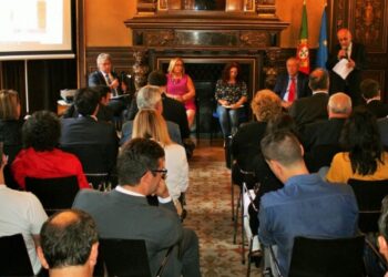 Comunidades portuguesas em Paris: um orgulho que podia ser (ainda) mais acarinhado