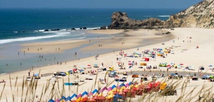 Temperaturas máximas sobem esta terça-feira