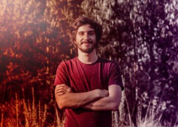 Almanaque. Tiago Iúri, freelancer em Som e Imagem: “desde pequeno que sonho ter uma estufa”