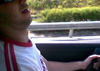 Campanha para prevenir sonolência ao volante que causa um quinto dos acidentes