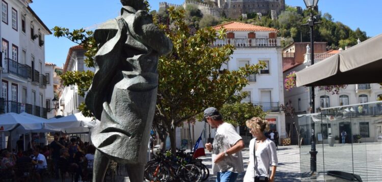 Há mais turistas em Leiria, maioria não dispensa uma visita ao castelo