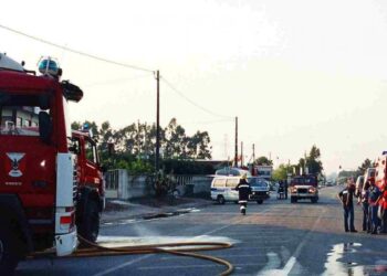 Incêndio industrial destruiu dez viaturas e armazéns na Ortigosa