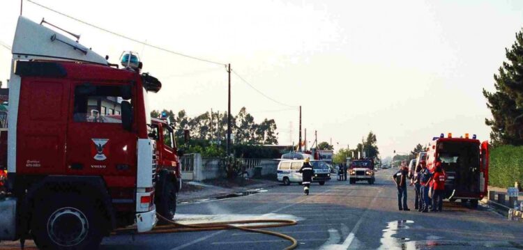 Incêndio industrial destruiu dez viaturas e armazéns na Ortigosa