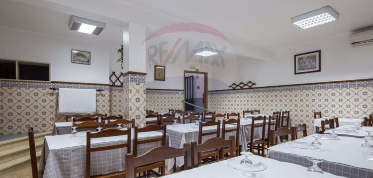 O restaurante Pião está à venda por 280 mil euros