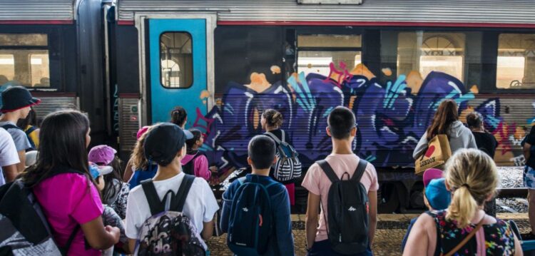 Veja a galeria: a todo o vapor pela Linha do Oeste