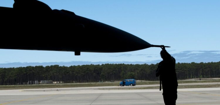 Estudos concluem que aviação civil é viável em Monte Real