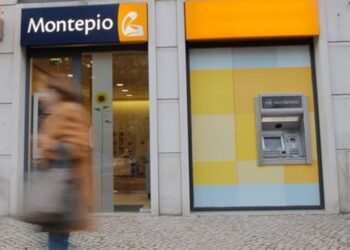 Bancos fecharam 25 balcões no distrito durante o ano passado