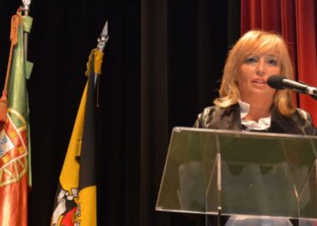Cidália Ferreira pede união para reerguer concelho das cinzas