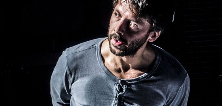 ‘Festival Acaso’ chega ao fim com teatro e música de Armando Teixeira